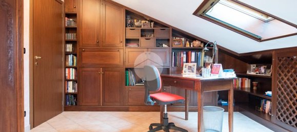 4 Schlafzimmer Villa in Volvera, Italy, Nr. 27464 30