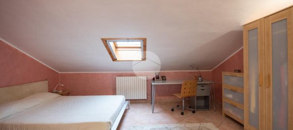 4 Schlafzimmer Villa in Volvera, Italy, Nr. 27464 25