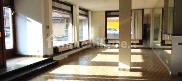 3 rooms Commercial property in Luino, Italy No. 346660 15