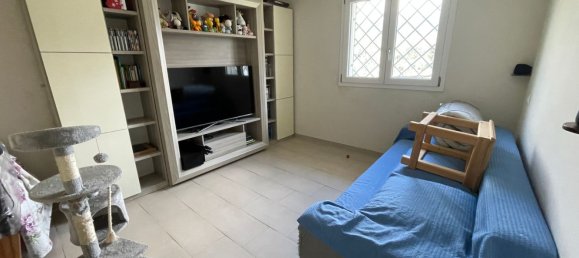 8 bedrooms House in Seravezza, Italy No. 81273 6