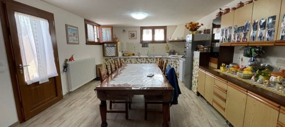 8 bedrooms House in Seravezza, Italy No. 81273 10