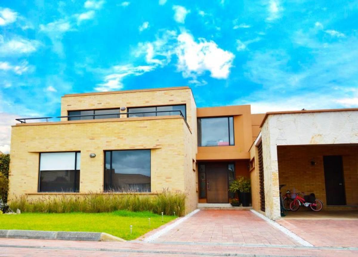 6 bedrooms House in Cundinamarca, Colombia No. 8790