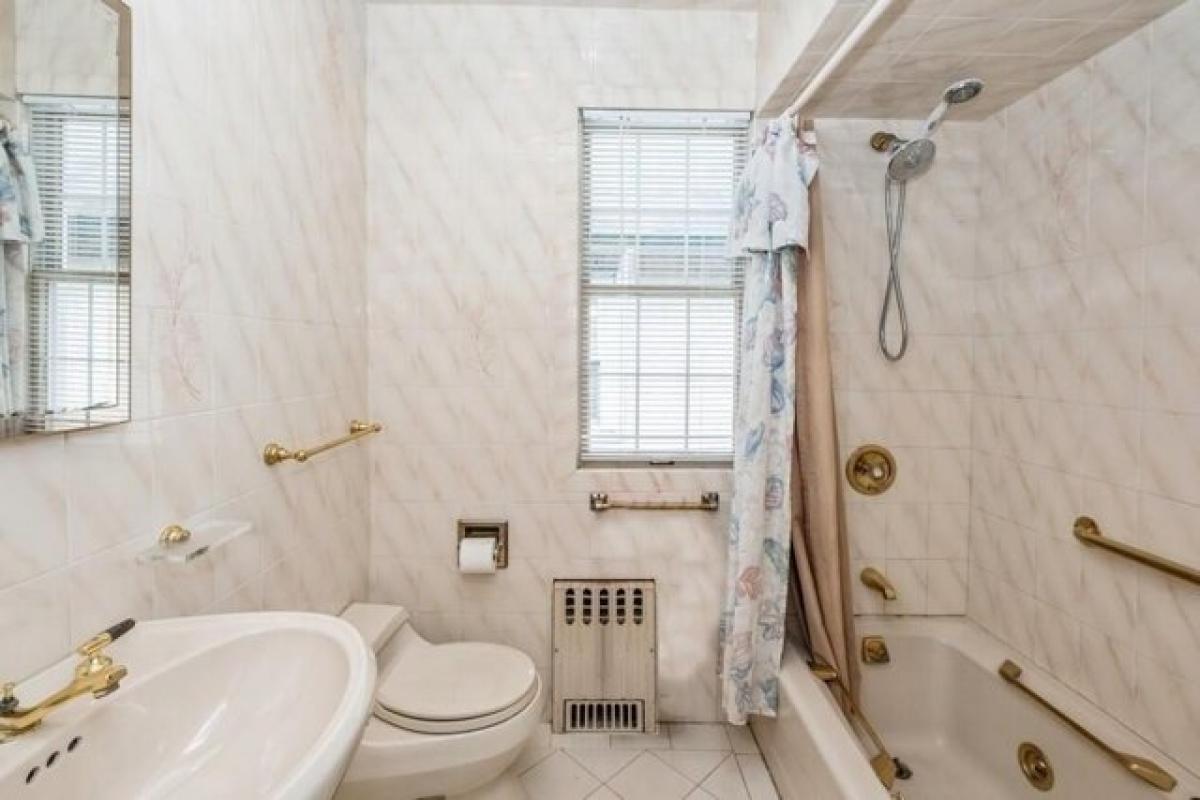 Дом с 3 спальнями в Бруклин, США № 290936