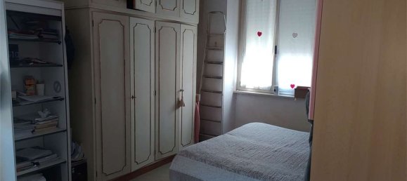 3 rooms Apartment in Ponte San Pietro, Italy No. 6714 9