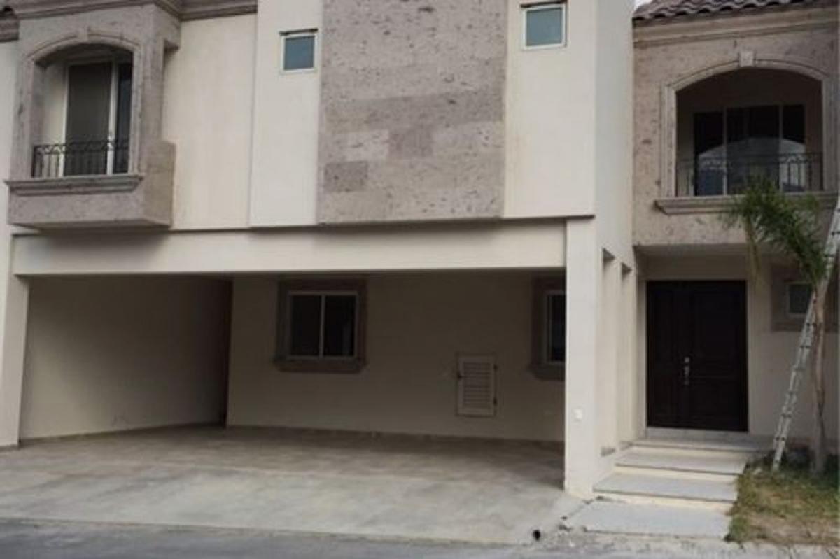 Casa de 4 dormitorios en Nuevo León, Mexico No. 164829