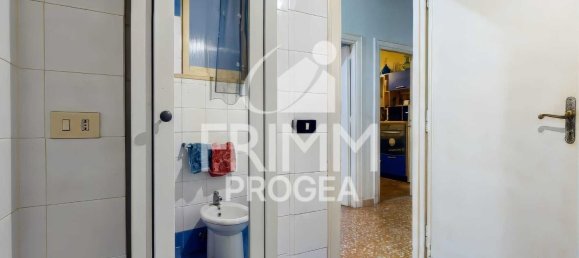 3 bedrooms Apartment in Rome, Italy No. 360076 8