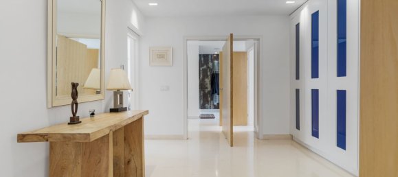 Villa de 7 dormitorios en Cádiz, Spain No. 145756 37