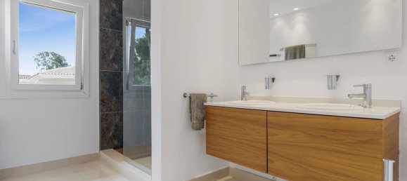 Villa de 7 dormitorios en Cádiz, Spain No. 145756 45