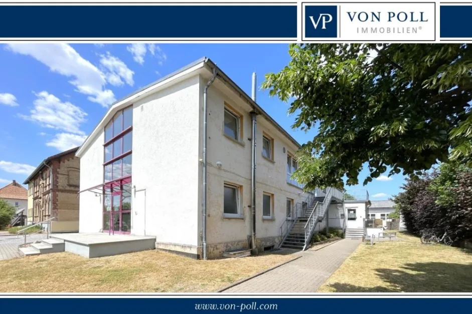 Edificio de 18 habitaciónes en Stendal, Germany No. 171719