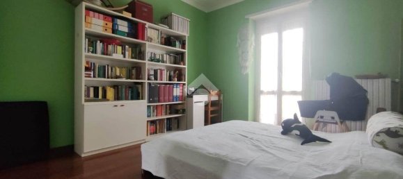 2 bedrooms Apartment in Turin, Italy No. 304249 4