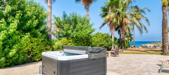 4 bedrooms Villa in Paralimni, Cyprus No. 17856 27