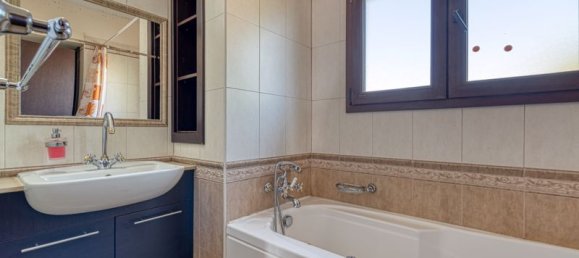 4 bedrooms Villa in Paralimni, Cyprus No. 17856 24