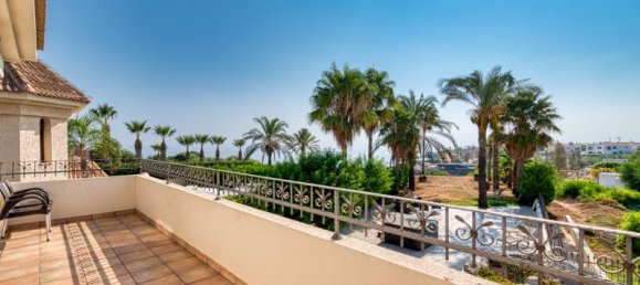 4 bedrooms Villa in Paralimni, Cyprus No. 17856 15