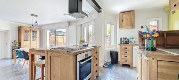 5 bedrooms House in Rouen, France No. 353671 5