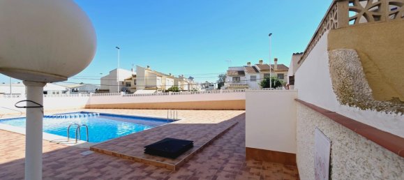 Apartamento T1 em Nueva Torrevieja, Spain N.º 370070 18