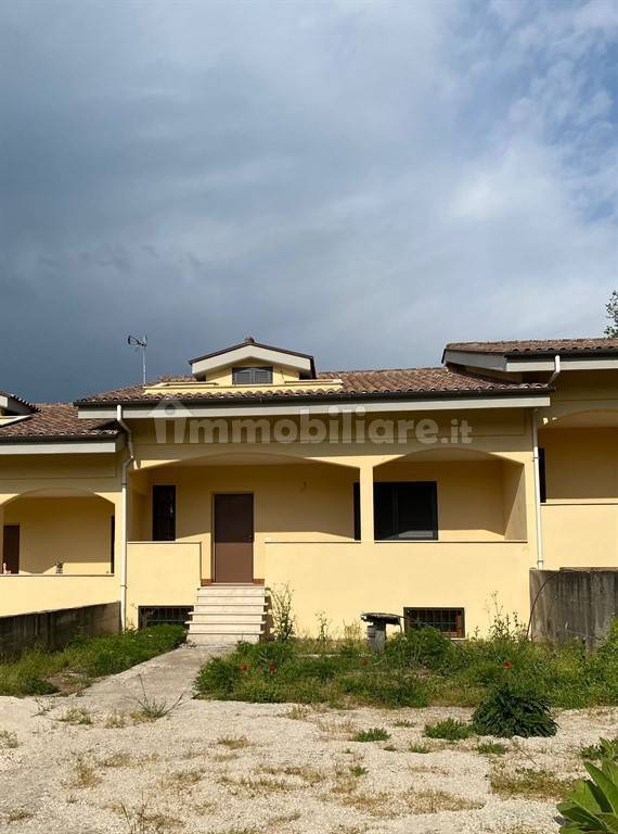 5 غرف نوم منزل في Labico, Italy رقم 16631