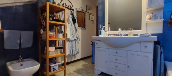 3 rooms Apartment in Sarzana, Italy No. 121988 12