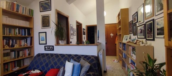 3 rooms Apartment in Sarzana, Italy No. 121988 17