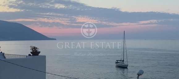 Квартира с 3 спальнями в Липари, Италия № 178978 16