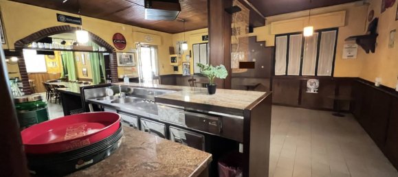 110m² Commercial property in Correzzola, Italy No. 107588 3