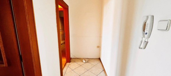 3-salle Appartement à St. Polten, Austria No. 219753 4