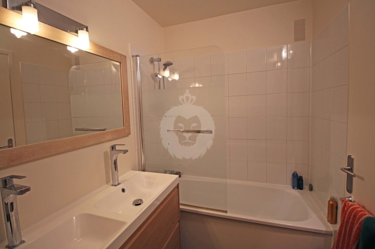 2 Schlafzimmer Wohnung in Saint-Maur-des-Fosses, France, Nr. 136502