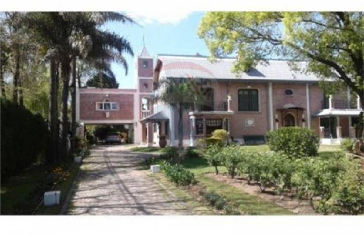 3 bedrooms House in Pilar, Argentina No. 74440