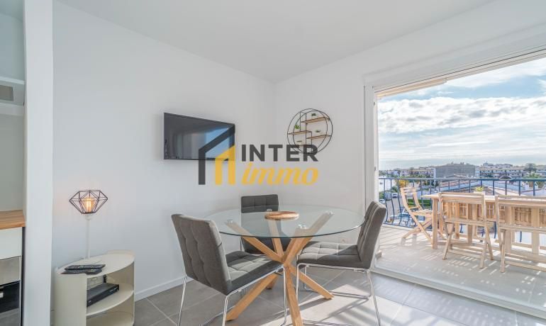 1 bedroom Apartment in Empuriabrava, Spain No. 250452