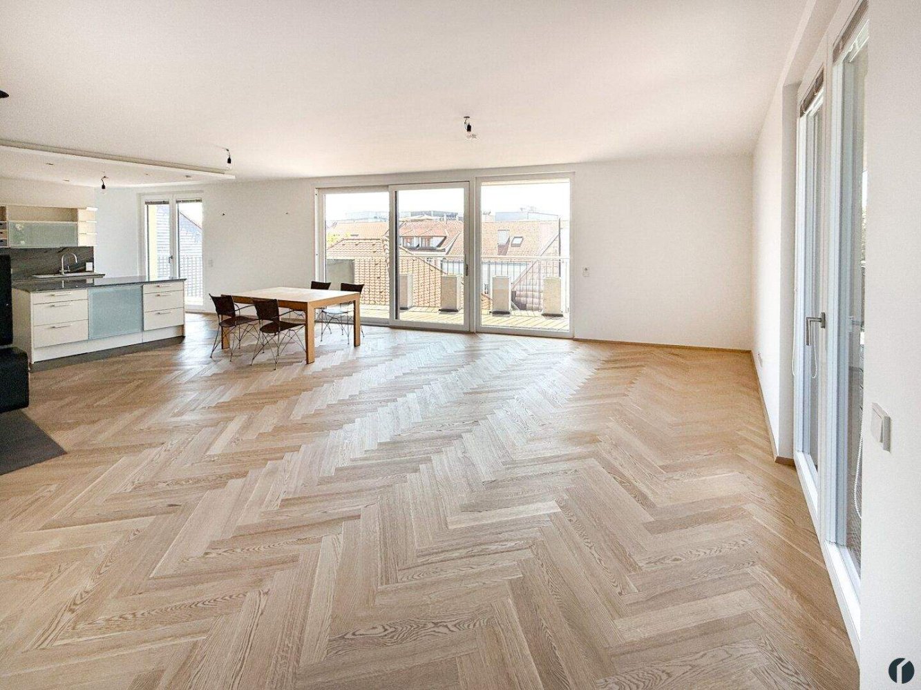 Квартира с 4 комнатами в Тулльн ан дер Донау, Австрия № 201830