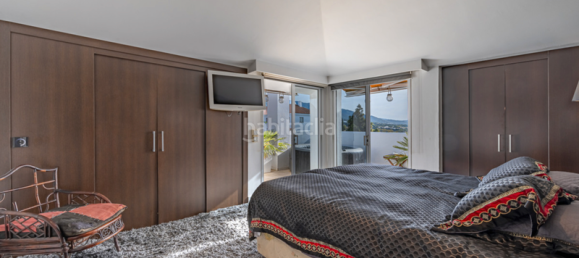 2 bedrooms Penthouse in Marbella, Spain No. 41402 4