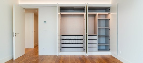 3 غرف نوم منزل ذو طابقين في Lisbon, Portugal رقم 111249 13