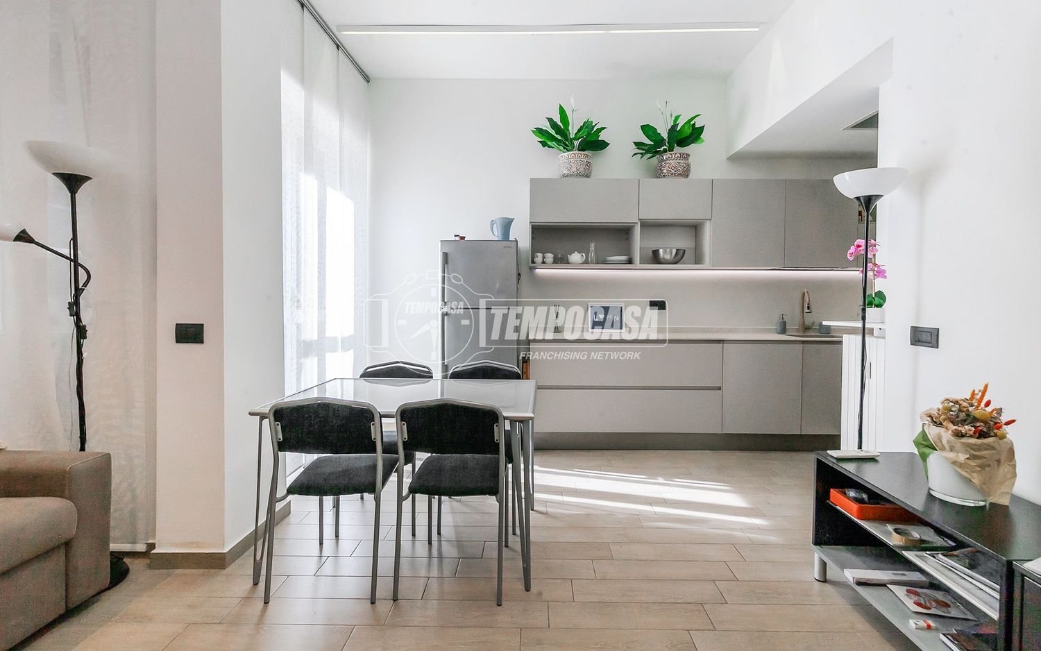 2 bedrooms Apartment in Milan, Italy No. 360757