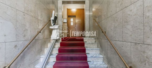 2 bedrooms Apartment in Milan, Italy No. 360757 21