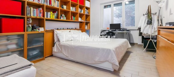 2 bedrooms Apartment in Milan, Italy No. 360757 14