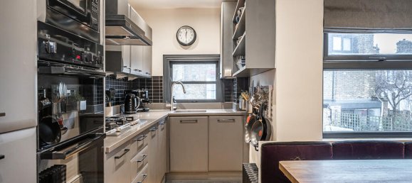 2 bedrooms Apartment in London, United Kingdom No. 14085 7