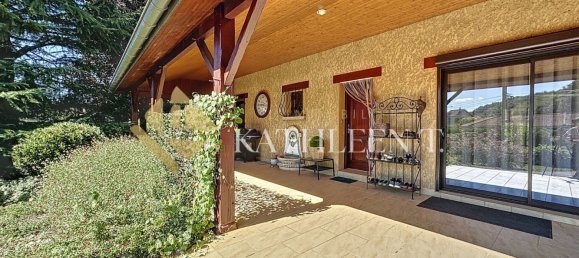 Casa de 4 dormitorios en Saint-Jean-de-Bournay, France No. 302344 2