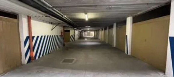 3-salle Appartement à Padenghe sul Garda, Italy No. 277516 25