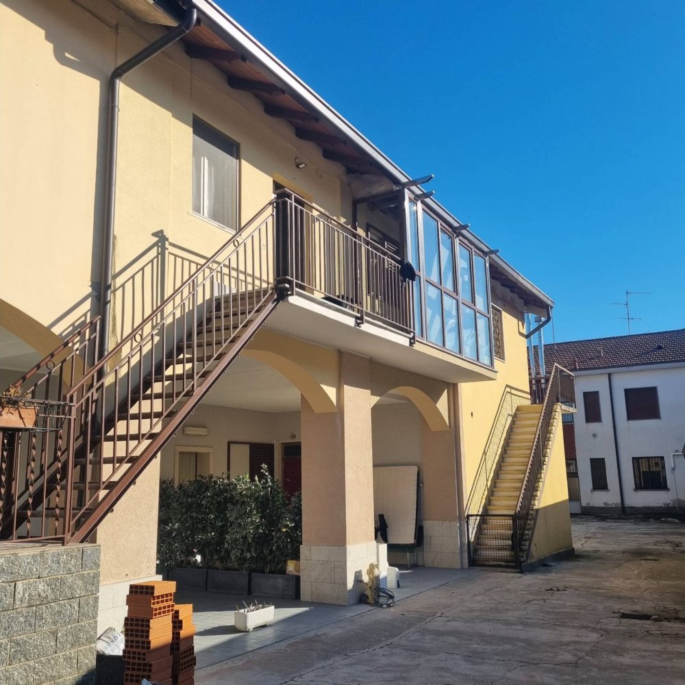 2 Schlafzimmer Wohnung in Basiano, Italy, Nr. 301598