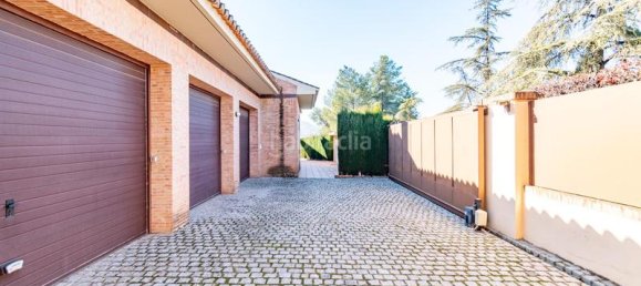 8 غرف نوم فيلا في Albolote, Spain رقم 171155 16