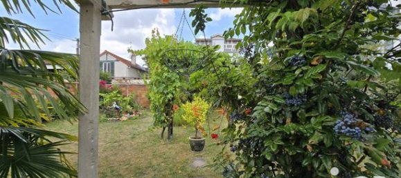 Casa de 3 dormitorios en Villemomble, France No. 311796 10