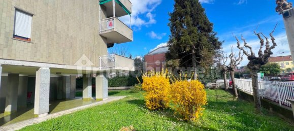 2 bedrooms Apartment in Moncalieri, Italy No. 191302 3