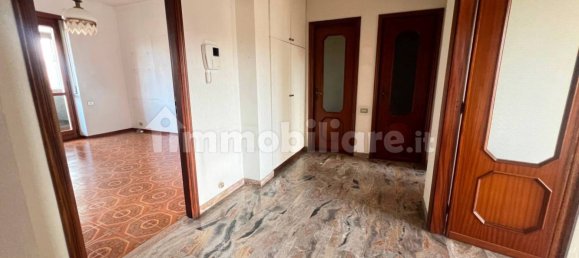 2 bedrooms Apartment in Moncalieri, Italy No. 191302 4