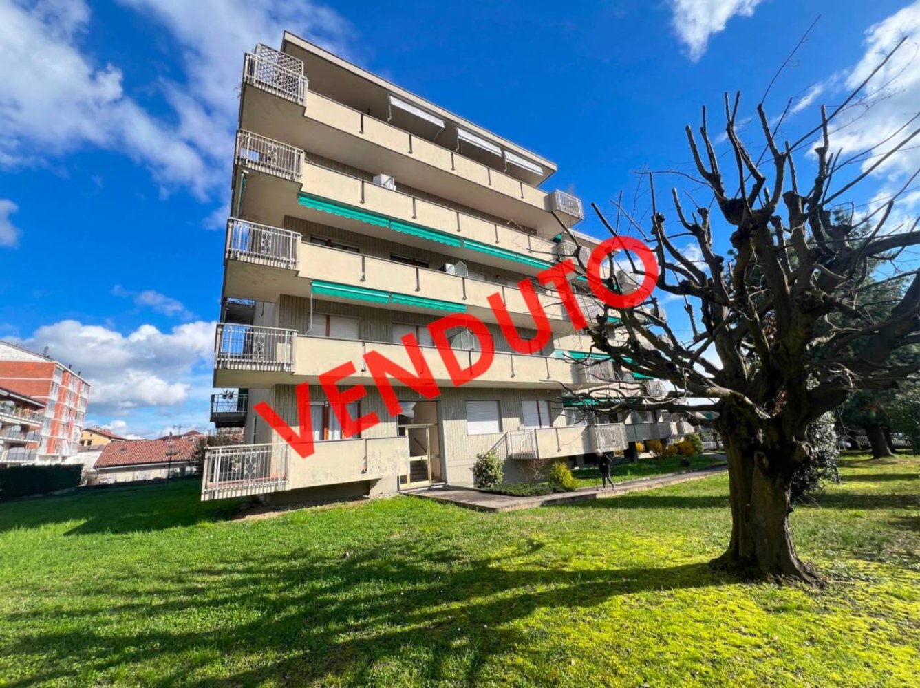 2 bedrooms Apartment in Moncalieri, Italy No. 191302