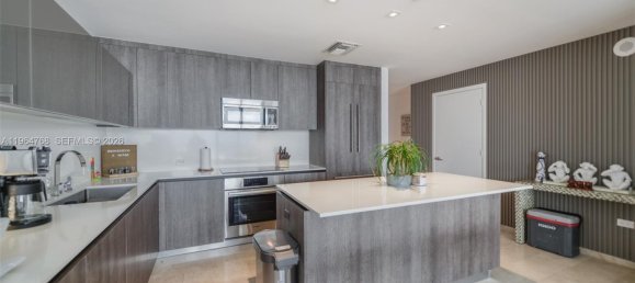 2 dormitorios propiedad comercial en venta en Miami, Miami-Dade, Florida, USA № 615376 23