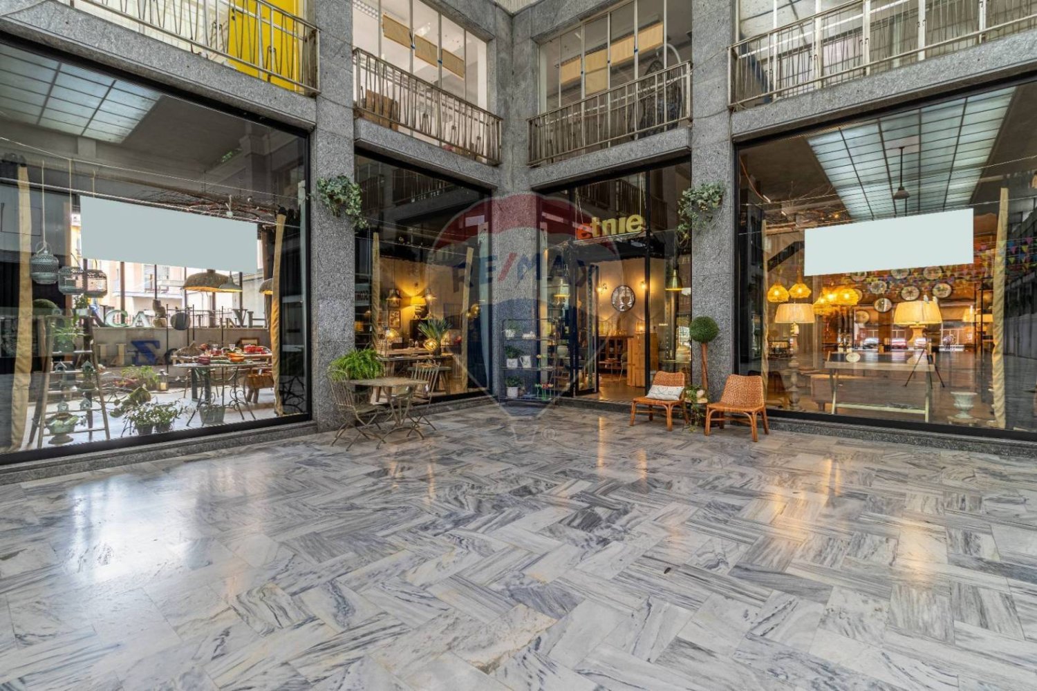 1 room Commercial property in Biella, Italy No. 355634