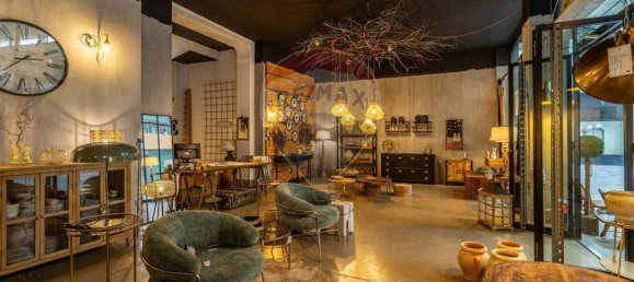 1 room Commercial property in Biella, Italy No. 355634 3