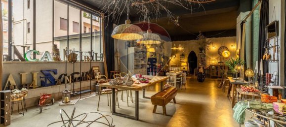 1 room Commercial property in Biella, Italy No. 355634 9