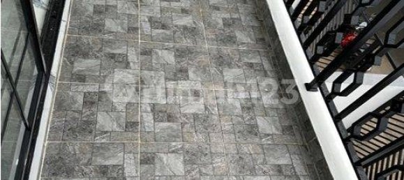 4 bedrooms House in Jakarta, Indonesia No. 1474 12