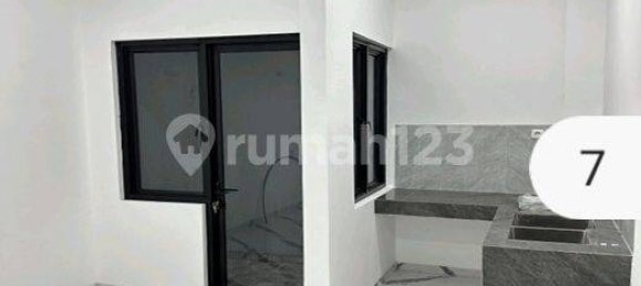 4 bedrooms House in Jakarta, Indonesia No. 1474 7
