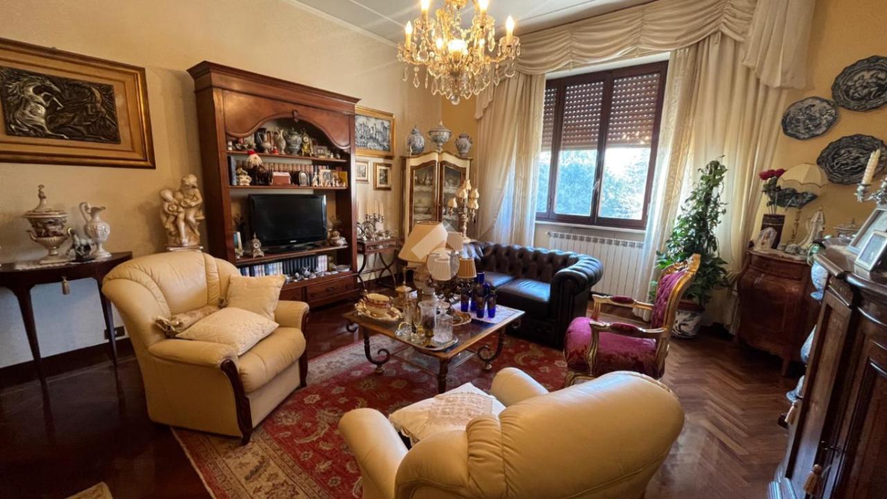 6غرفة شقة في Albisola Superiore, Italy رقم 157470